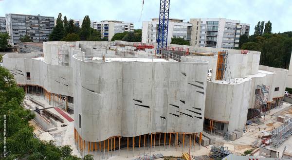 Espace Vazeille : une prouesse architecturale dédiée aux loisirs