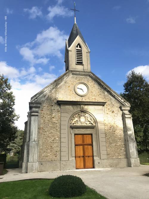 L'église Saint-Denis parée de sa nouvelle porte
