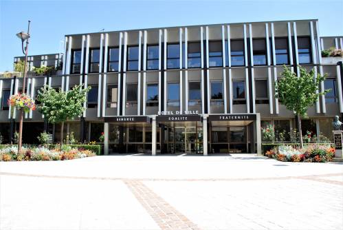 Les horaires d'été dans vos structures municipales