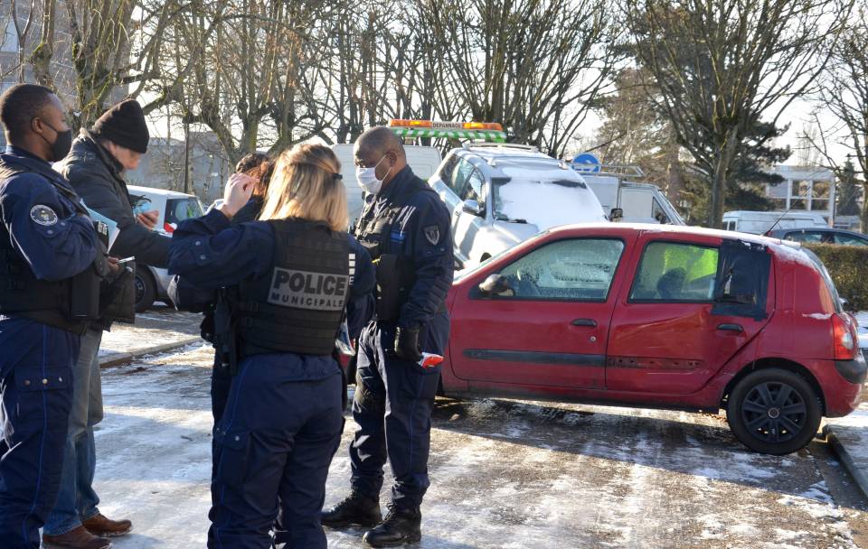 Voitures ventouses : stop aux incivilités 