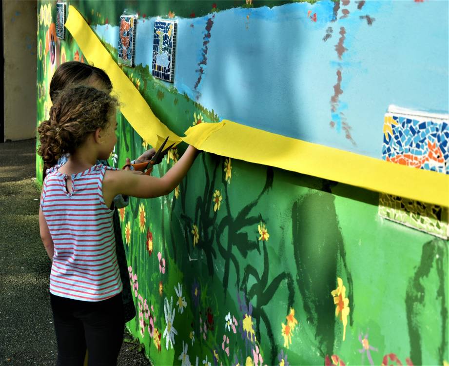 Inauguration de la fresque à l'école Jean Macé