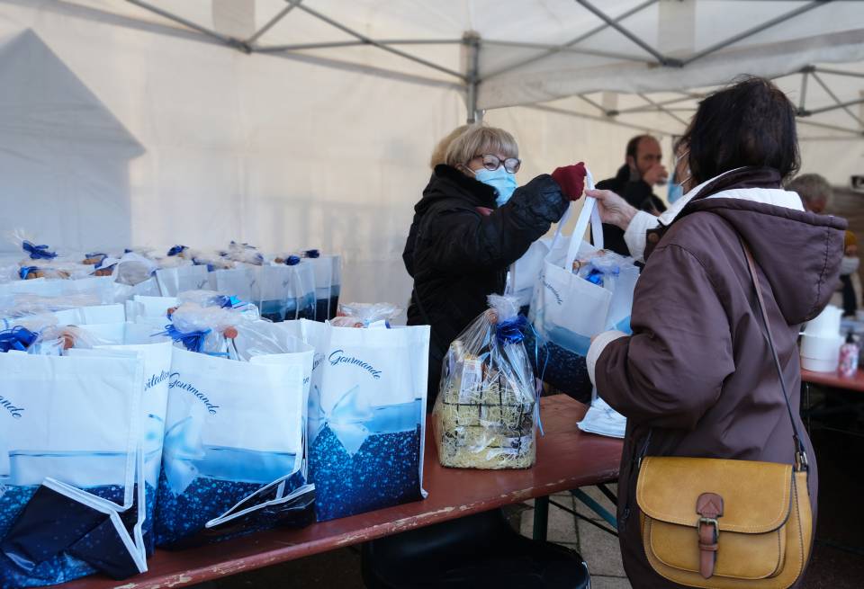 Le colis aux personnes âgées, une tradition qui perdure !