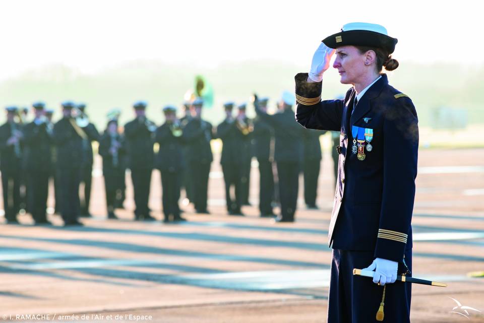 Colonel Géraldine Borrel, première commandant de la base aérienne 107 « sous-lieutenant Dorme »