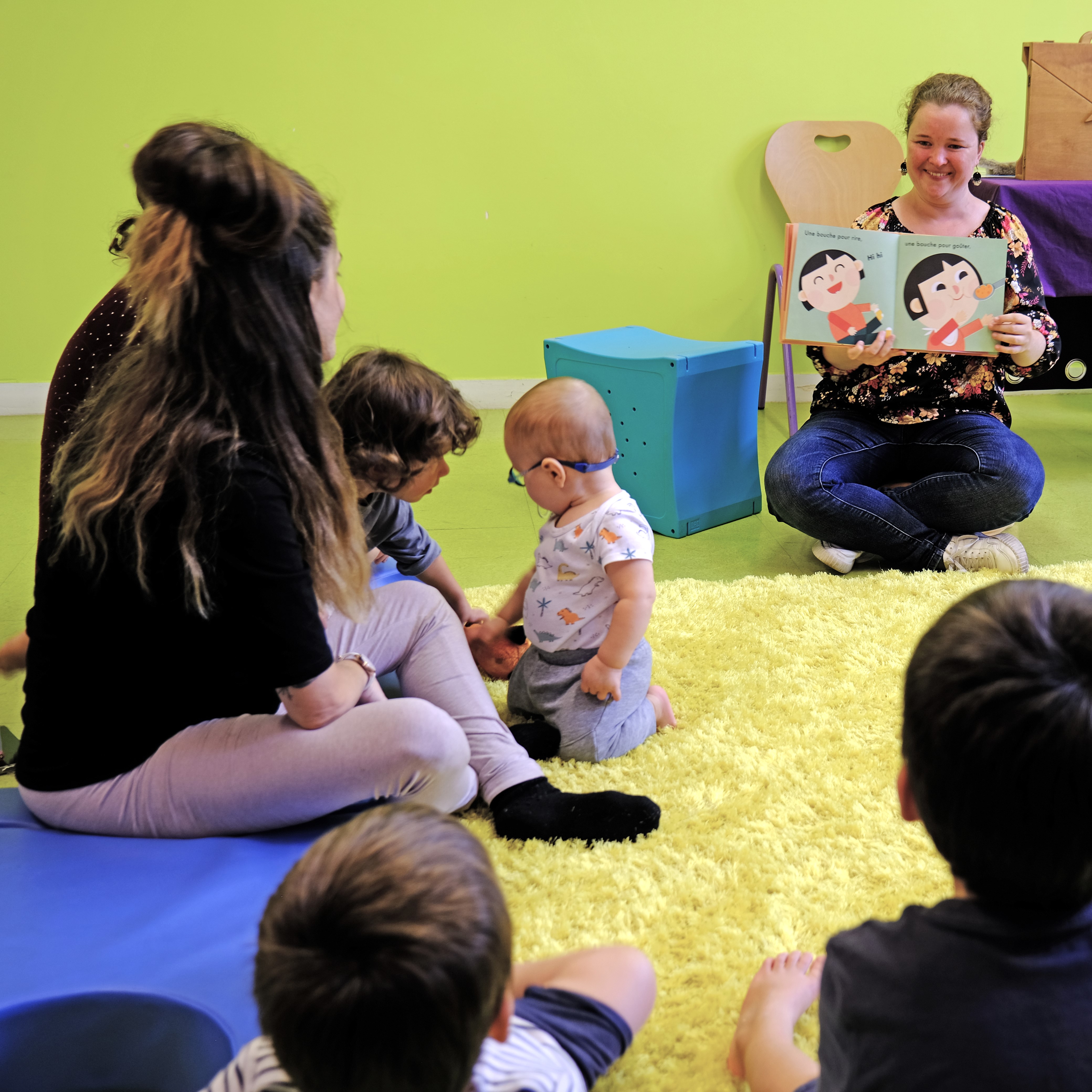 Lecture à la médiathèque