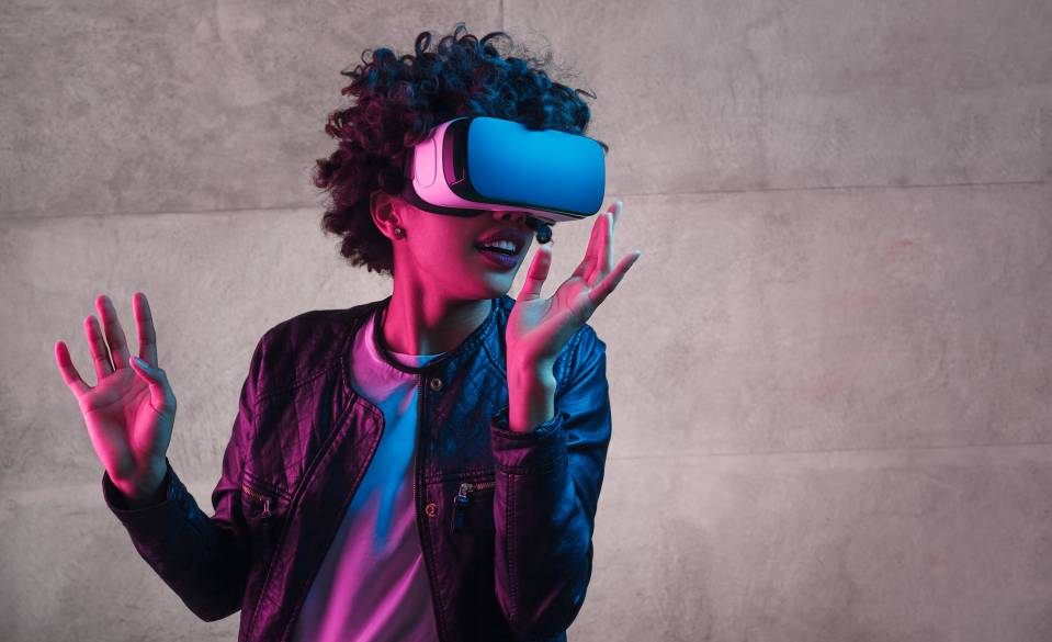 Salon Geek and Connect